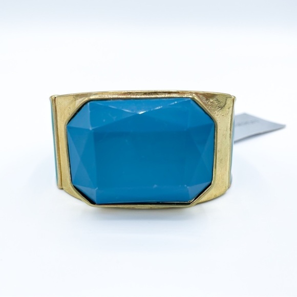 Set of 2 Cuff Bracelets - Picture 10 of 10